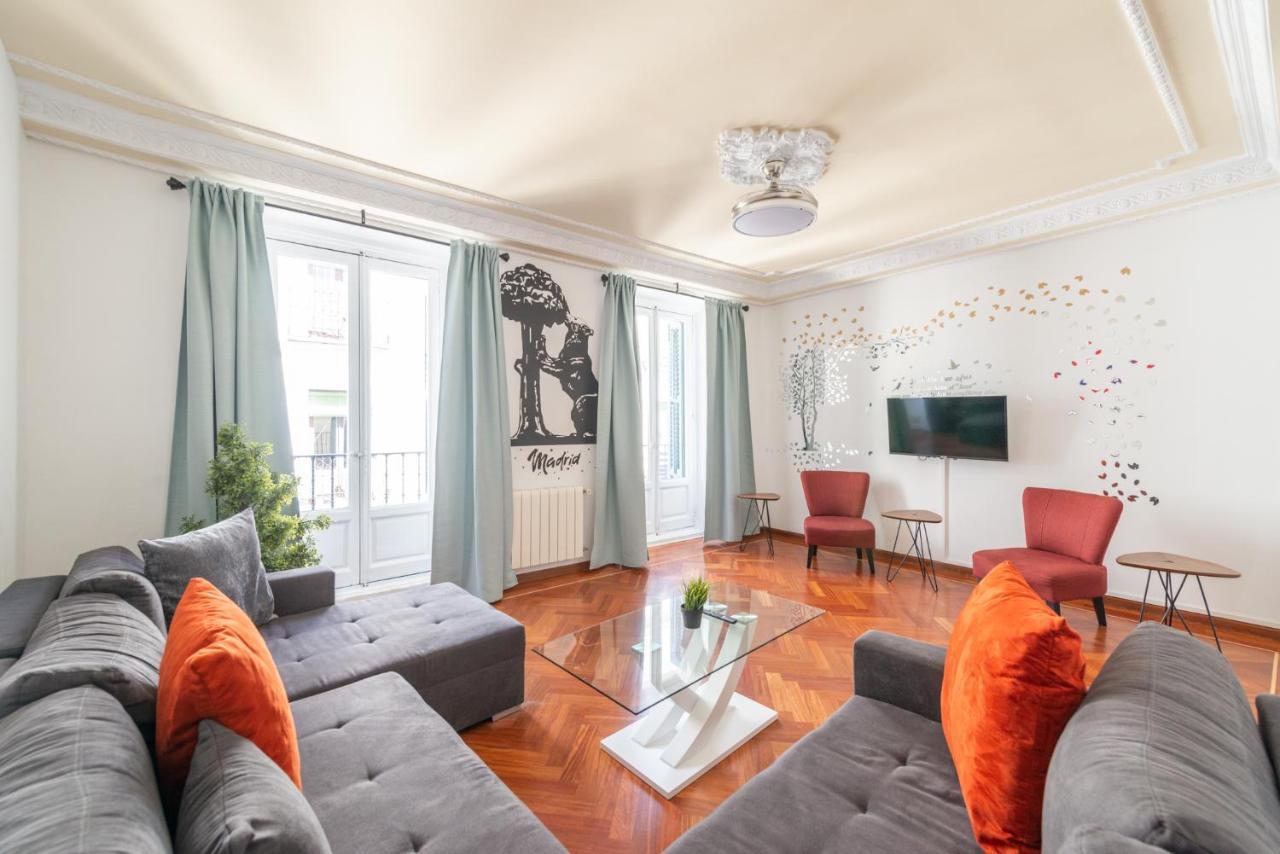 Vip Letras, By Monaro Apartment Madrid Bagian luar foto